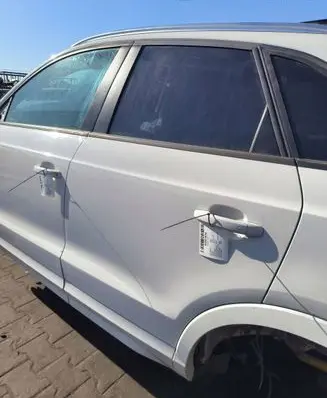 Audi Q3 F3 Rear door LB9A