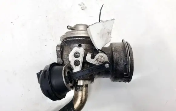Skoda Octavia Mk2 (1Z) Throttle valve 50017 21043341 5001721043341