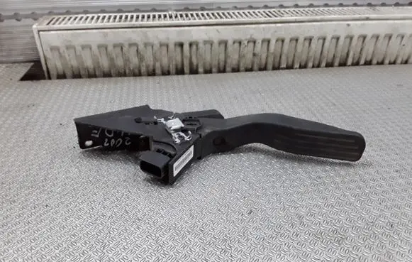 Jaguar X-Type Accelerator throttle pedal 2S719F836CA