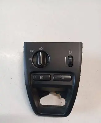 Volvo XC90 Light switch 30739302