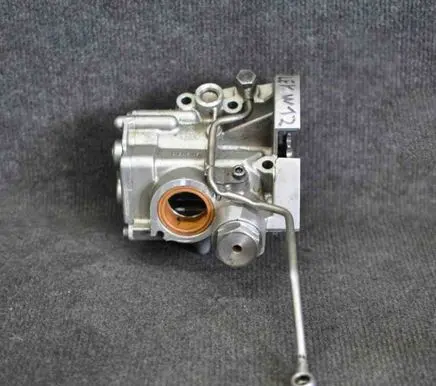 Volkswagen Phaeton Other engine bay part 07C115105