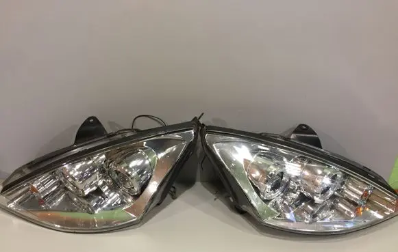 Ford Focus Headlight/headlamp