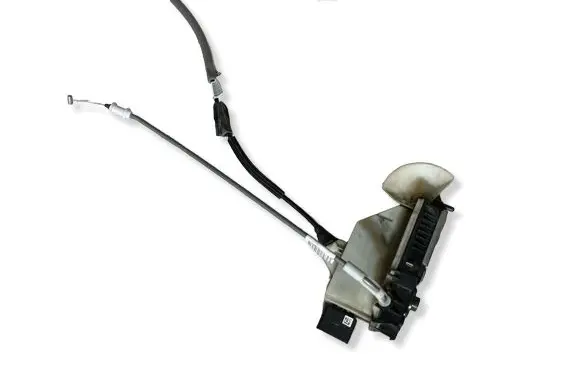 Citroen C4 II Front door lock 45017185