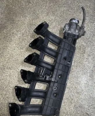 BMW 5 E39 Intake manifold 2246179