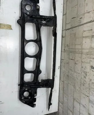 BMW 5 E39 Radiator support slam panel 51718159610 718159610 8159610