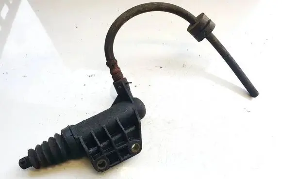 Peugeot 406 Clutch master cylinder