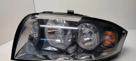 Audi A2 Headlight/headlamp 