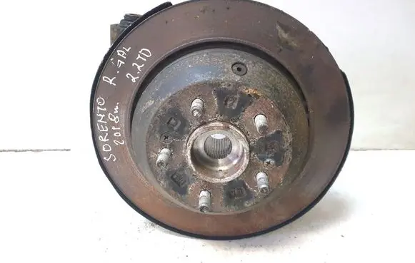 KIA Sorento Rear wheel hub