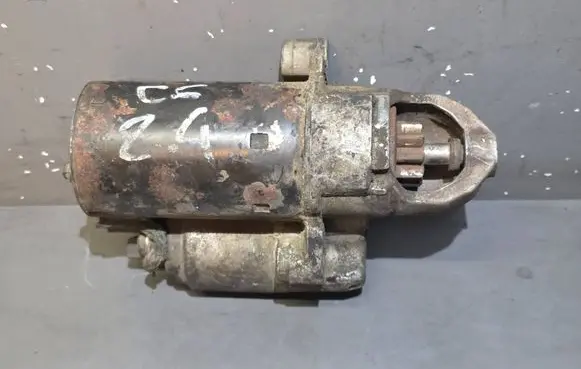 Audi A6 S6 C6 4F Starter motor 0001108405