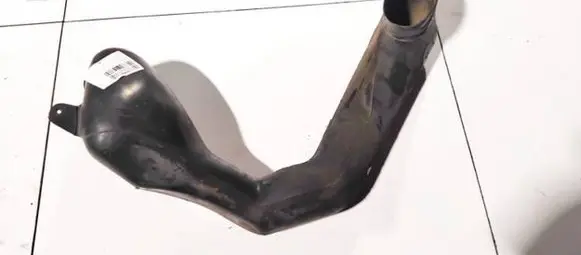 Air intake hose/pipe