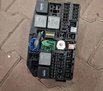 Ford Mondeo Mk III Fuse box set 1S7T14A142AA 71543256