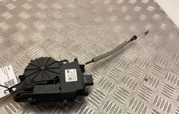 Jaguar XE Tailgate boot lock/latch motor CPLA404C10AC