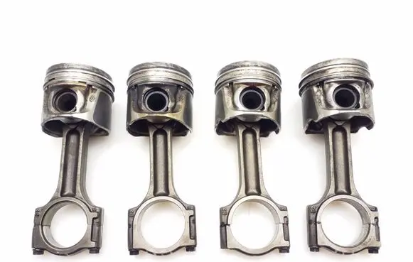 Renault Laguna III Piston with connecting rod 