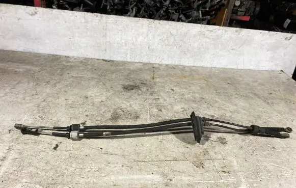 Renault Laguna III Gear shift cable linkage