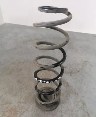 Volkswagen Golf VII Rear coil spring 5Q0511121AB