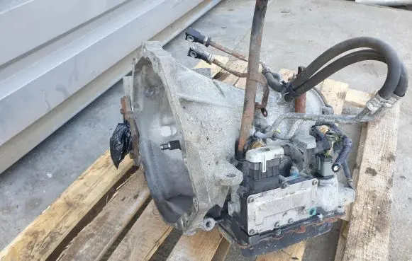 Chrysler Pacifica Manual 5 speed gearbox 966-19
