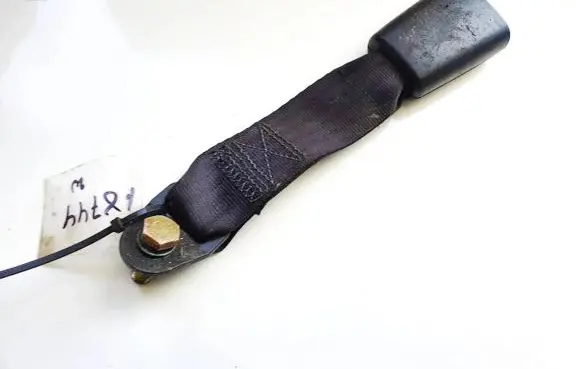 Alfa Romeo GT Rear seatbelt buckle 10447090 c481-280704
