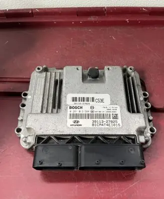 Hyundai Santa Fe Engine control unit/module 0281013584 3911327825