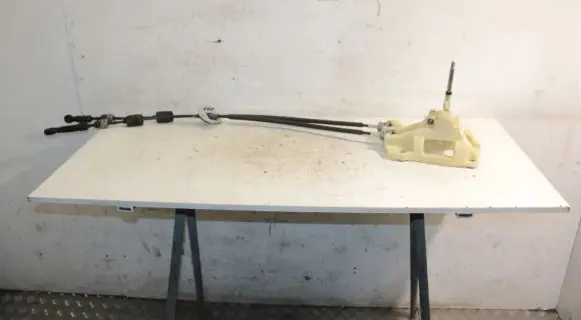 KIA Ceed Gear shifter/selector 43700-A2920 43700-A2920WK