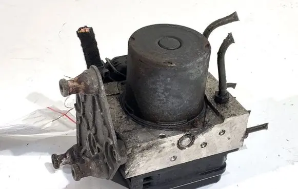 Mercedes-Benz Vito Viano W639 ABS Pump A0014461689