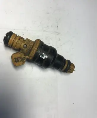 BMW 7 E32 Fuel injector 0280150714