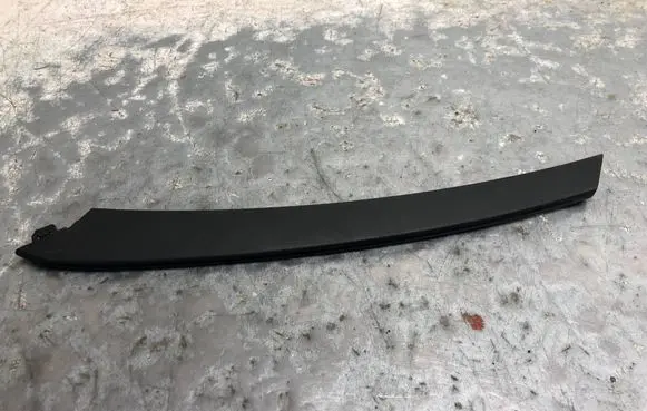 Porsche Cayenne (92A) Front bumper splitter molding 7P5807685EBILI 7P5807685E