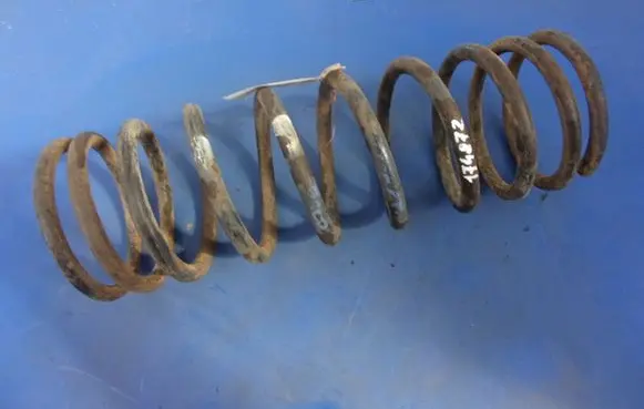 Nissan Sunny Rear coil spring