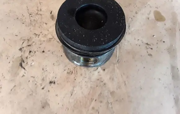 Dodge Avenger Piston 61R2