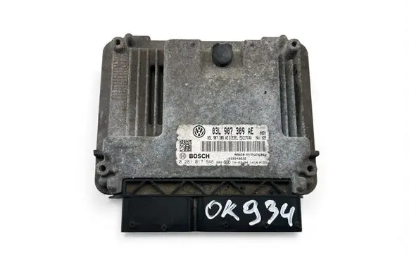 Volkswagen PASSAT CC Engine control unit/module ECU 03L907309AE 0281017946