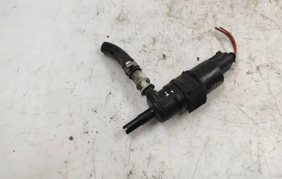 Audi A6 S6 C6 4F Headlight washer pump 3B7955681 001016
