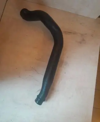 Volvo XC90 Intercooler hose/pipe 30647918 7321