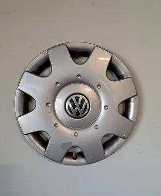 Volkswagen PASSAT B7 R16 wheel hub/cap/trim 