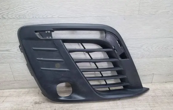 Peugeot Expert Front bumper lower grill 9811713877