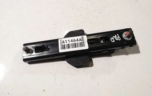 Volvo V40 Seat belt adjustment rail