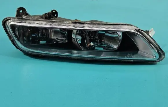 Volkswagen PASSAT B7 Front fog light IMPRK1495395