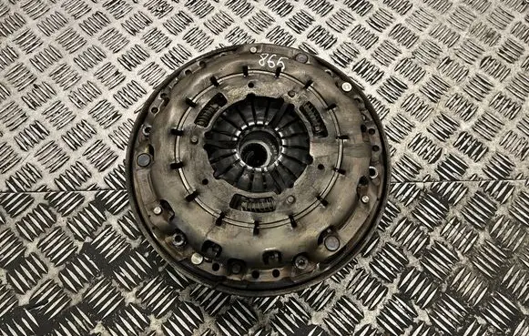 BMW 3 F30 F35 F31 Clutch set kit 8631807 21208631807 7628091