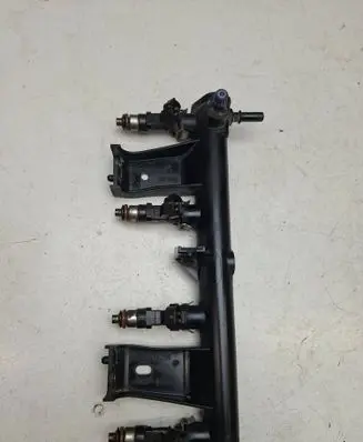 Fuel injectors set