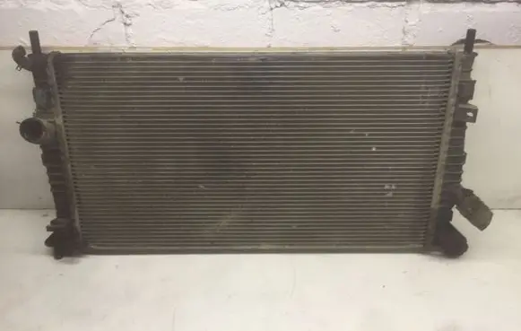 Mazda 3 I Coolant radiator PA66GF30