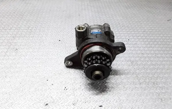 Nissan Primera Power steering pump 5M321