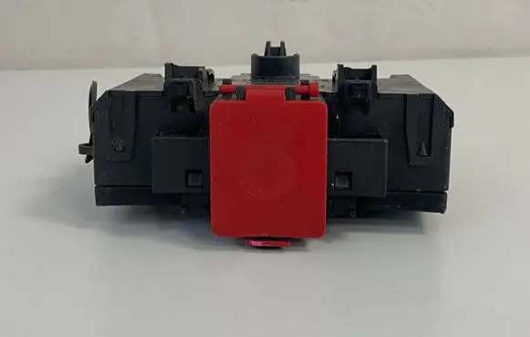 Mercedes-Benz C W203 Positive cable (battery) A2035450803