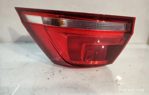 Rear/tail lights