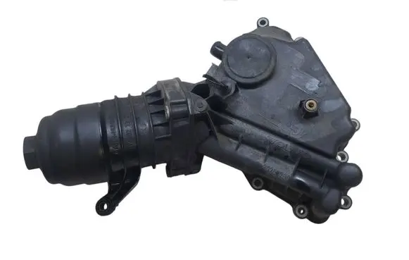 Volvo V40 Oil filter mounting bracket 30757730 6740273109