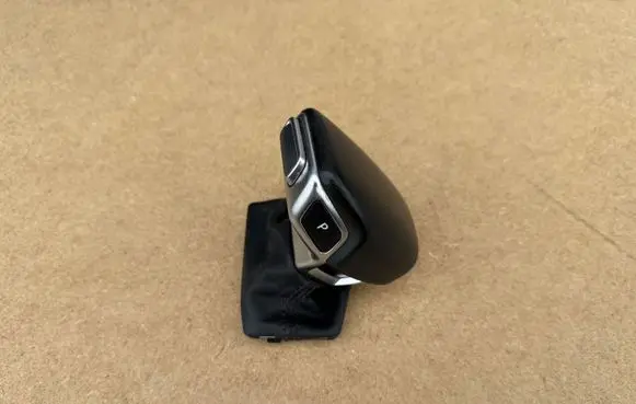 Audi Q7 4M Gear selector/shifter in gearbox