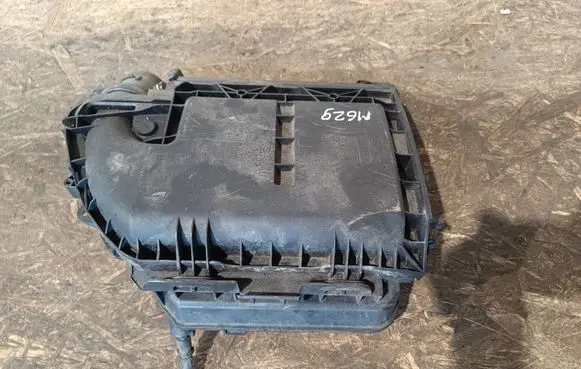Citroen C4 II Picasso Air filter box 9673061080 1039257