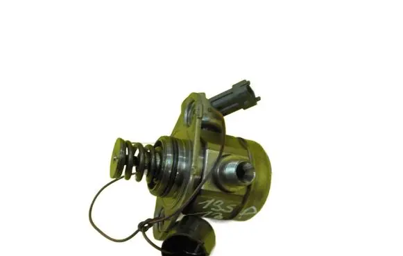 Volvo S60 Mechanical fuel pump BM5G9D376BA