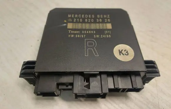 Mercedes-Benz E W210 Other control units/modules 2108203626 354663