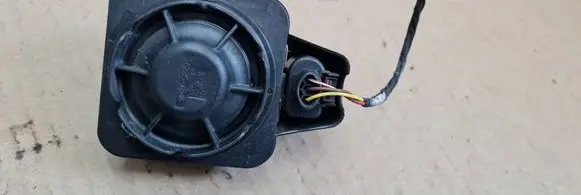 Audi A4 S4 B9 Alarm system siren 5Q0951605A 28416773