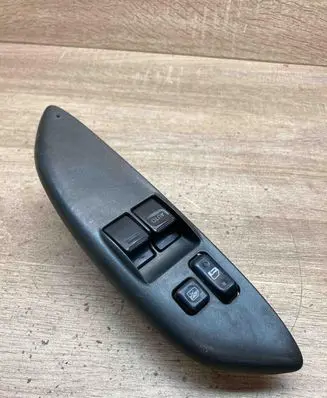 Nissan Almera Electric window control switch 0113H99