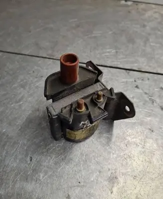 Mercedes-Benz 190 W201 High voltage ignition coil