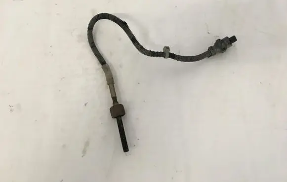Infiniti Q50 Exhaust gas temperature sensor 